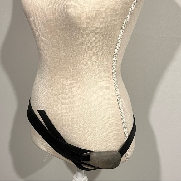 Free People Oyster Bay Leather Hip Belt Size Medium / Large - Picture 9 of 12